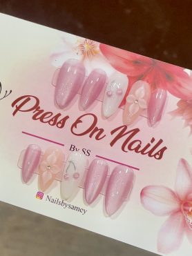 Classic Baby Pink 3D Art Cat-eye Press-On Nails
